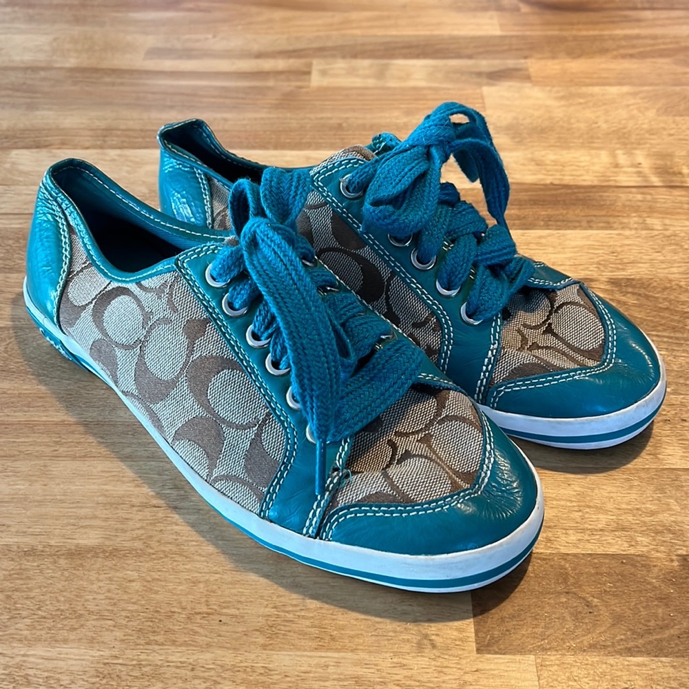 Coach Women’s Brodi Signature Lace Up Shoes Sneakers